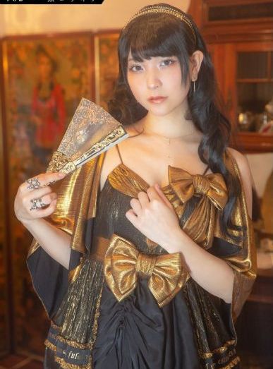 女子高中部的腰姿羽毛球策驰_字幕高清版在线观看